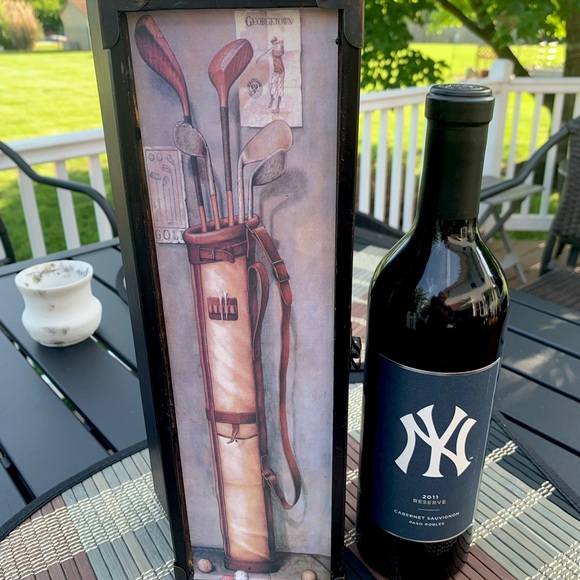 Golf Theme Single Wine Bottle Wooden Storage Gift Box with Rope Carry Handle - Picture 1 of 5